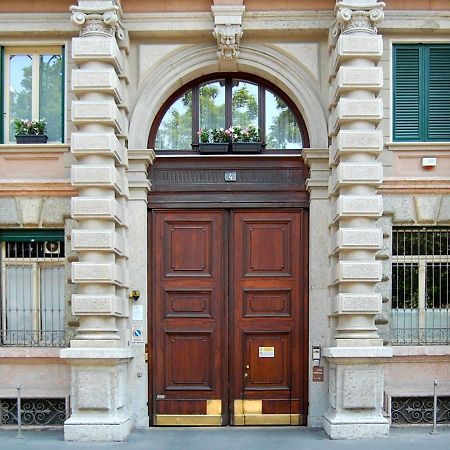 Castello Guest House Milano Milão Exterior foto